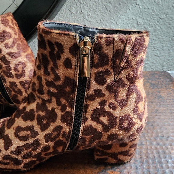 Comfortview Wide Width Sidney Booties - Picture 10 of 16